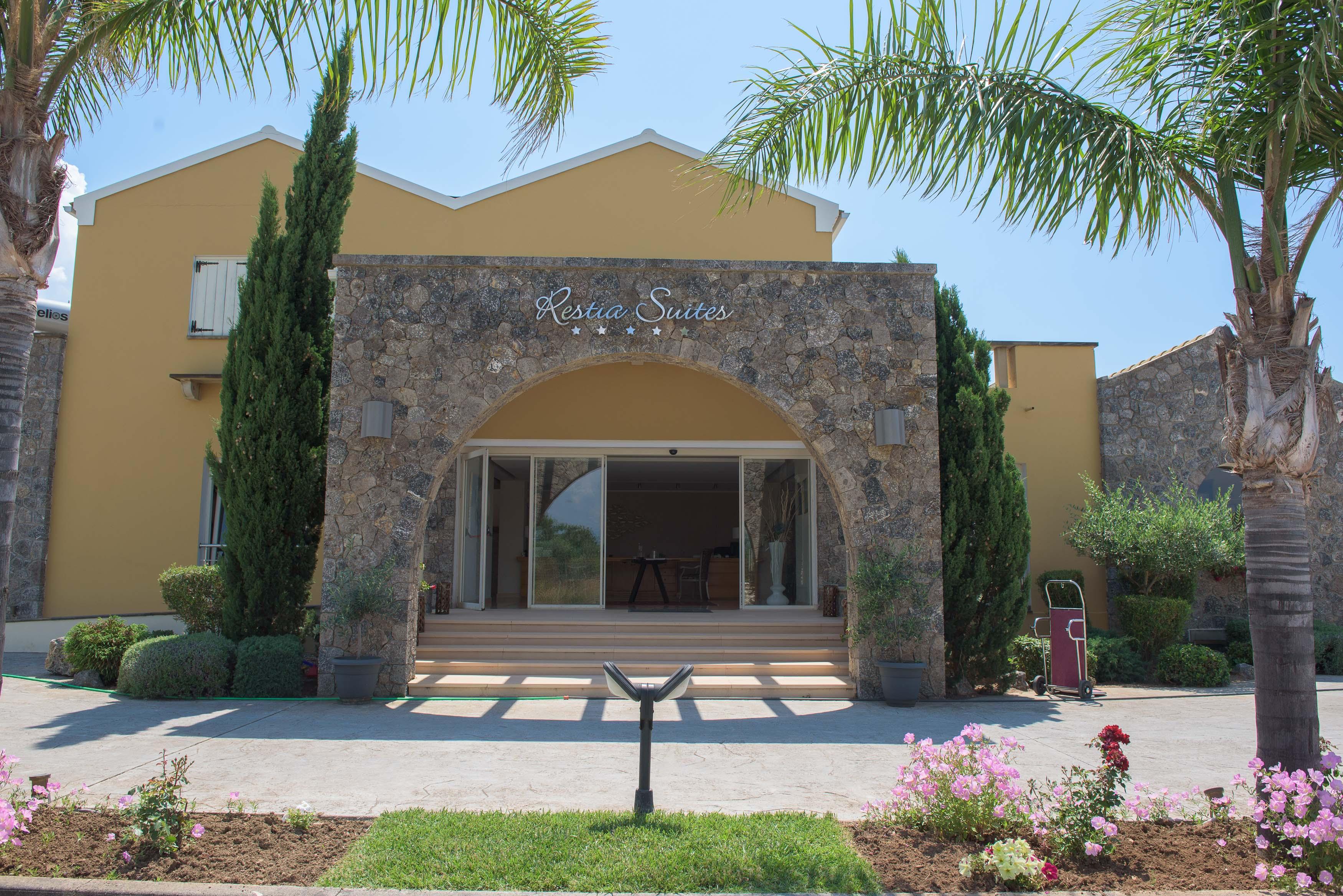 Restia Suites Exclusive Resort (Adults Only) Acharavi  Buitenkant foto